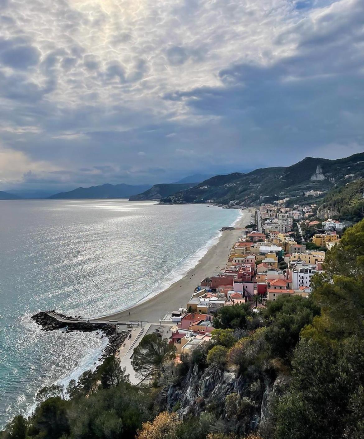 Casa Mariuccia - A Due Passi Dal Mare Lägenhet Savona Exteriör bild