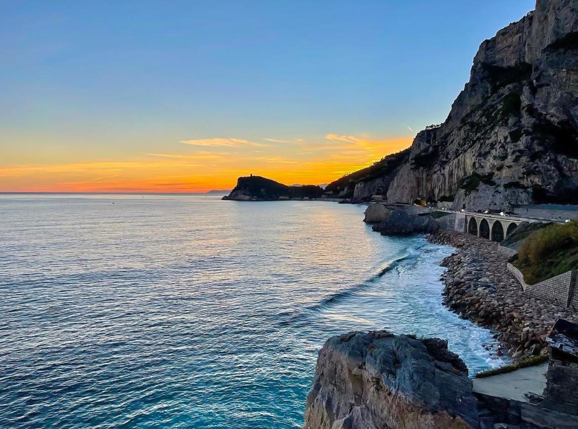 Casa Mariuccia - A Due Passi Dal Mare Lägenhet Savona Exteriör bild